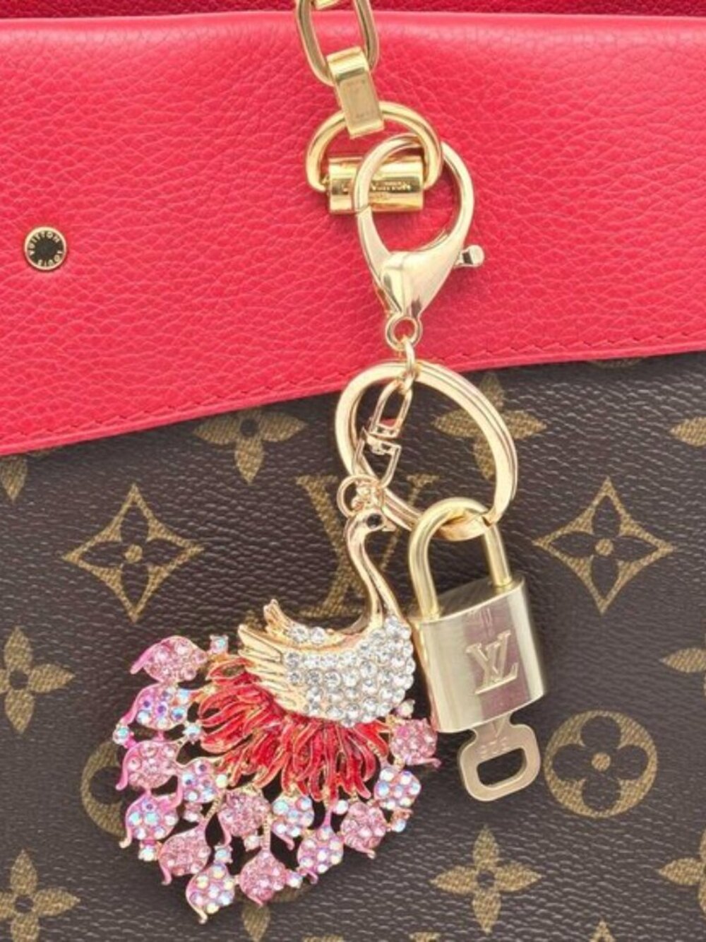 LV Gold Padlock & Key 🔒 Authentic Louis Vuitton Bag Unbranded Peacock Charm